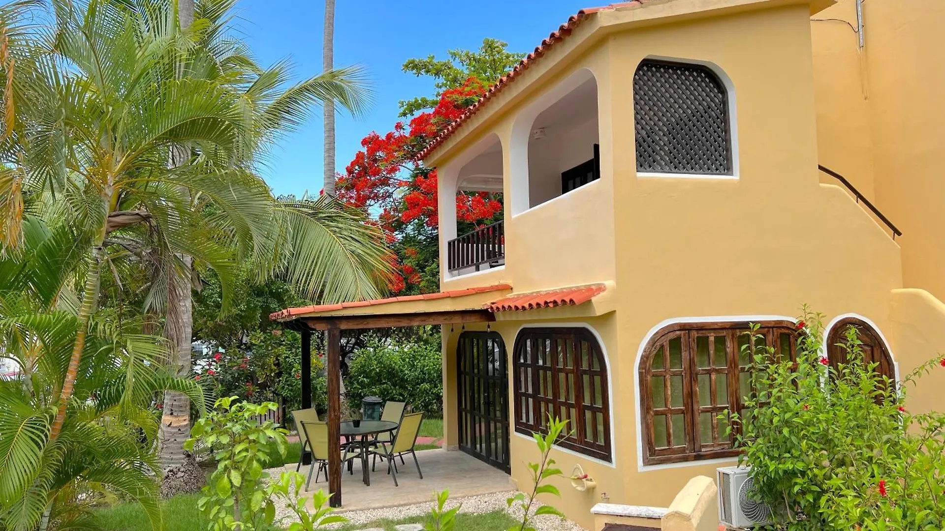 Hotel Tropical Villas Playa Los Corales Punta Cana